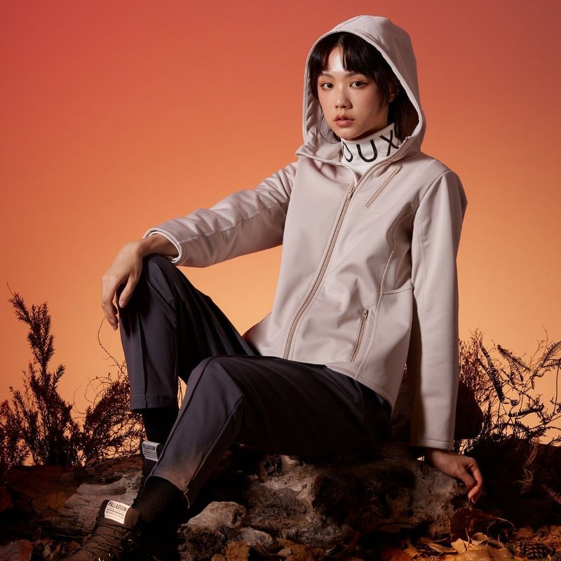 REBOOT动能-防水透湿连帽修身机能外套-银啡麻 - 女装休闲/机能外套 - 聚酯纤维 卡其色