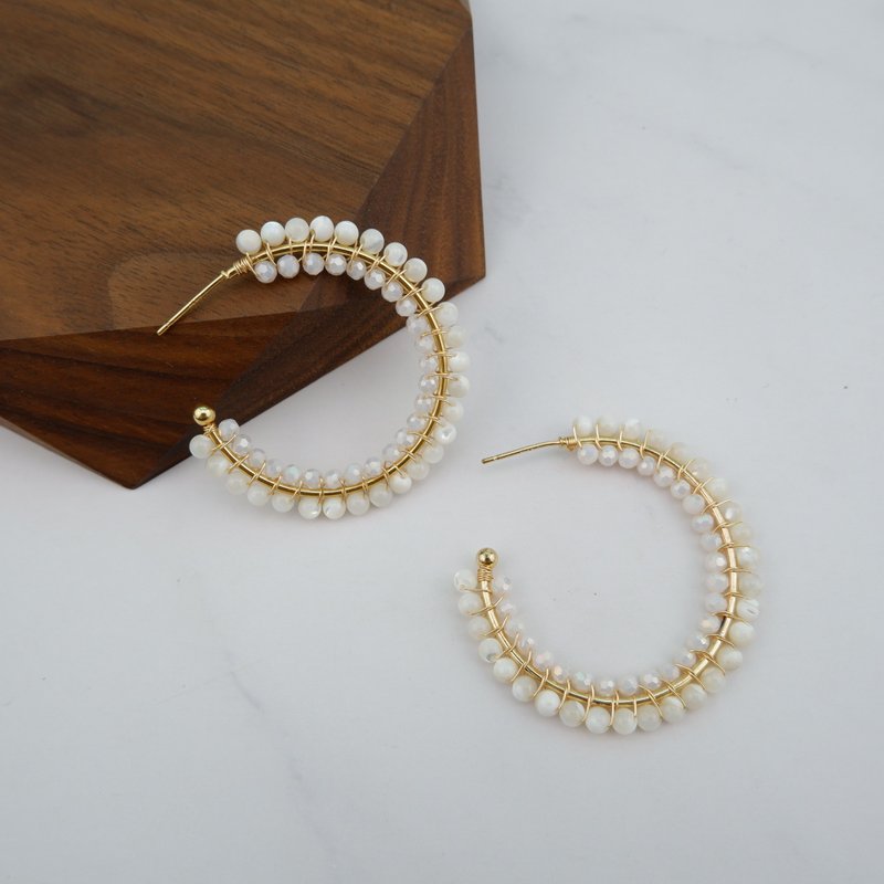 PANNE 贝壳圆形耳针 - 耳环/耳夹 - 贵金属 白色