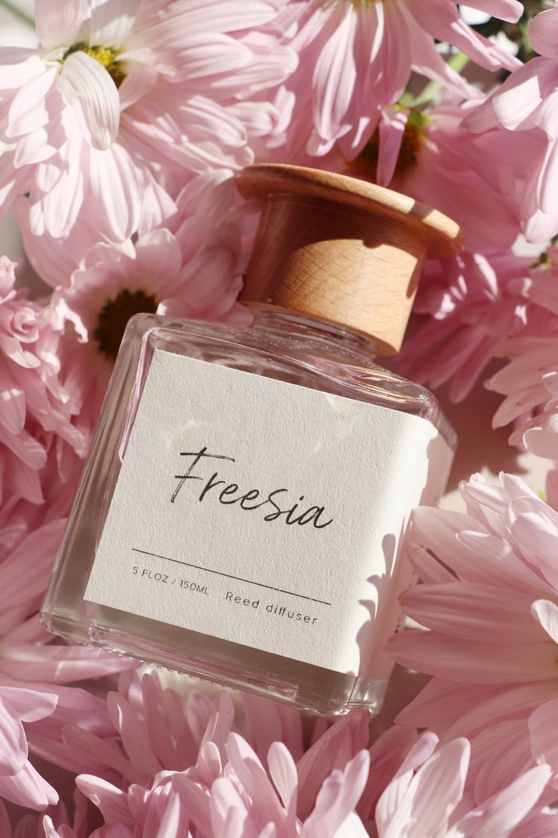 【小苍兰 Freesia】藤枝香薰 150ML - 香薰/精油/线香 - 其他材质 