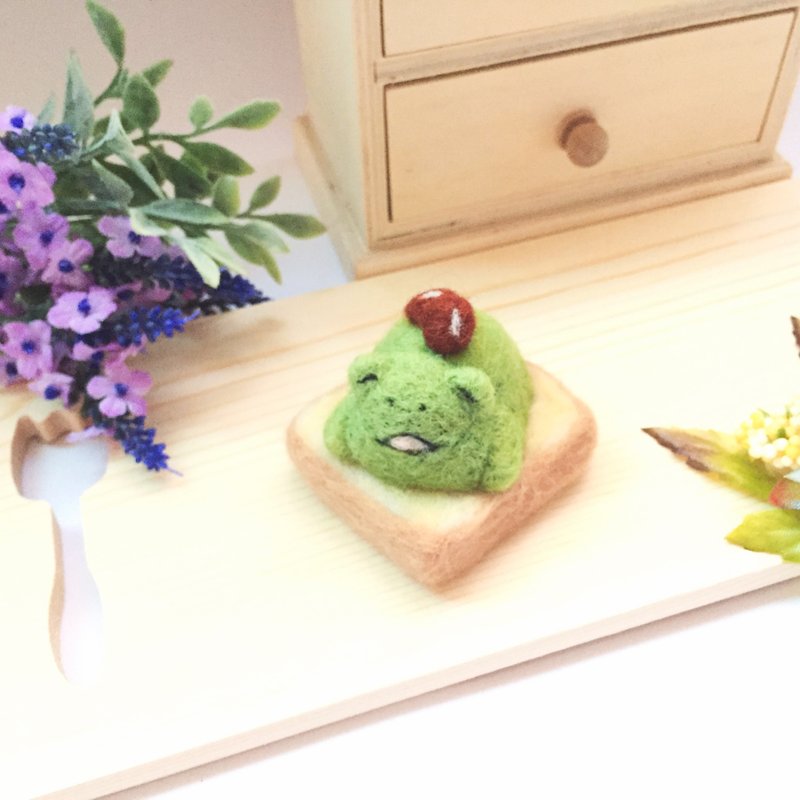 羊毛毡麻糬吐司_抹茶红豆蛙 麻糬 宇治金时 青蛙 抹茶 吐司 - 摆饰 - 羊毛 绿色