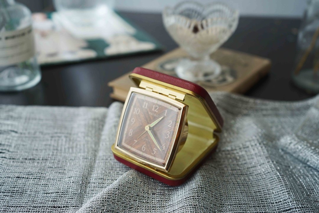 日本杂货-Vintage SEIKO精工机械式发条钟 旅行折叠随身怀表 - 时钟/闹钟 - 其他材质 红色