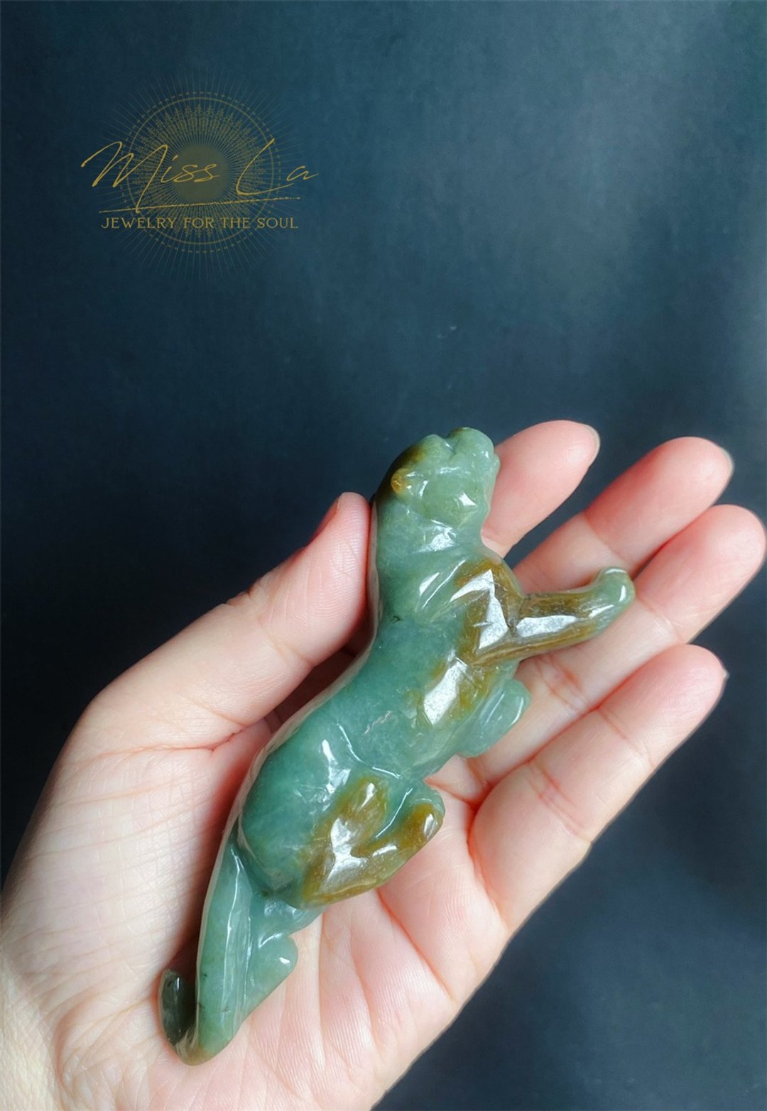 【售出】孤品 天然玉翡翠 豹 手工雕 摆件 人兴财旺 招正偏财 守 - 挂绳/吊绳 - 玉石 绿色