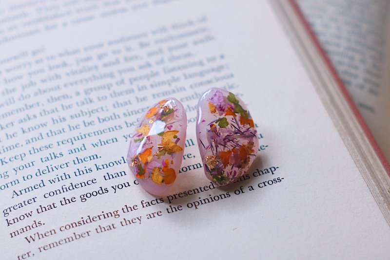 flower pierces - 耳环/耳夹 - 树脂 粉红色