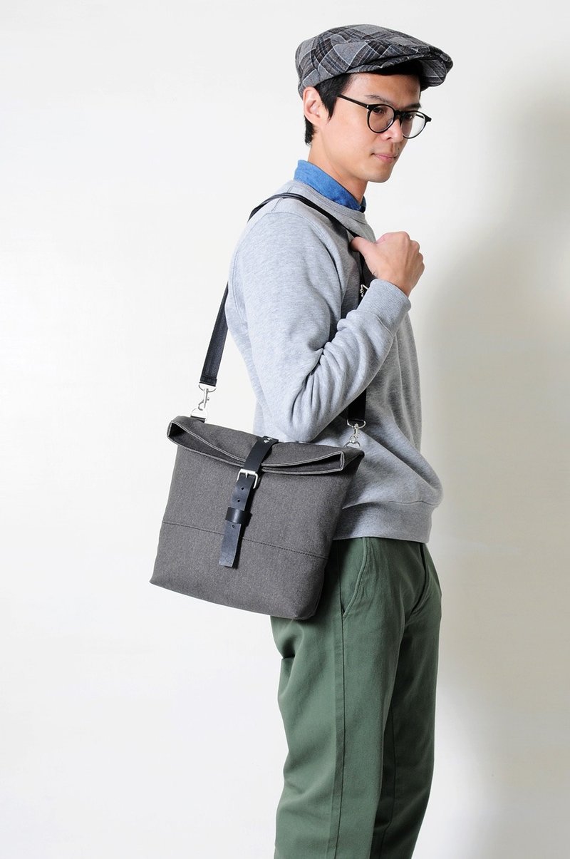 RED CAPACITY-MOSS-手做黑色皮革 暗绿色帆布侧背/斜背包 - 侧背包/斜挎包 - 棉．麻 绿色