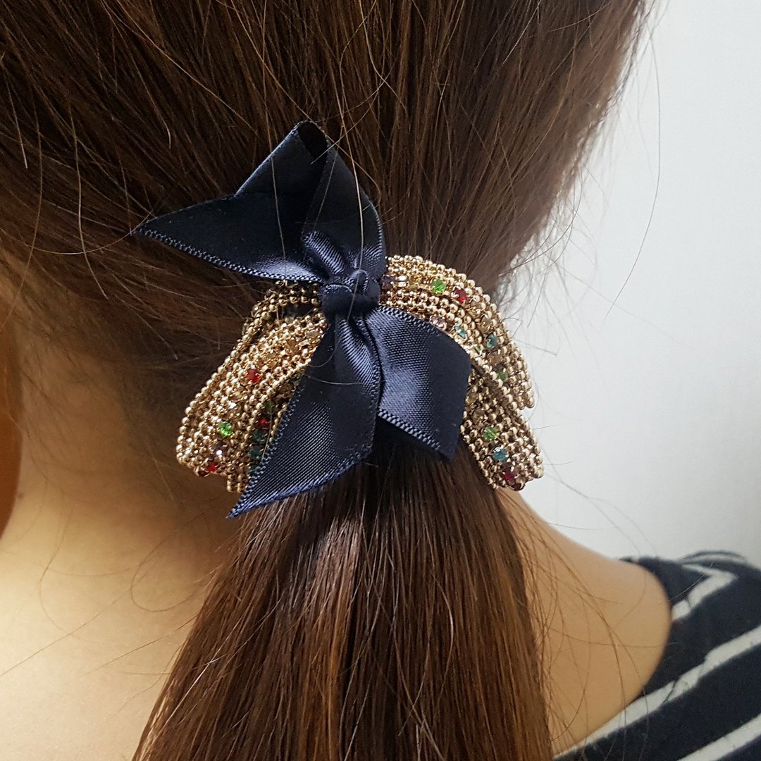 Black ribbon rhinestone ponytail holder - 发饰 - 聚酯纤维 黑色