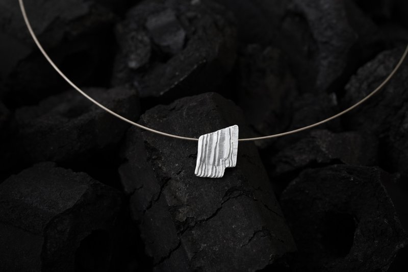 Calligraphy 墨折 藏拙项链-苍云白 Silver Necklace- Le nuage - 手链/手环 - 纯银 白色