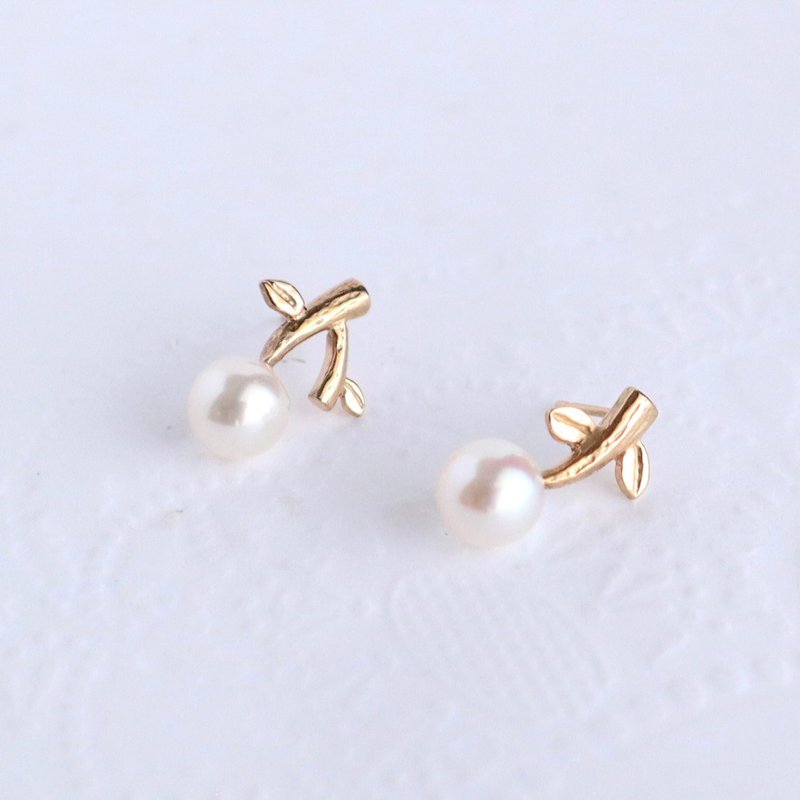 Twig earrings Akoya pearl and K10YG K18, WG, Silver, etc. - 耳环/耳夹 - 珍珠 金色