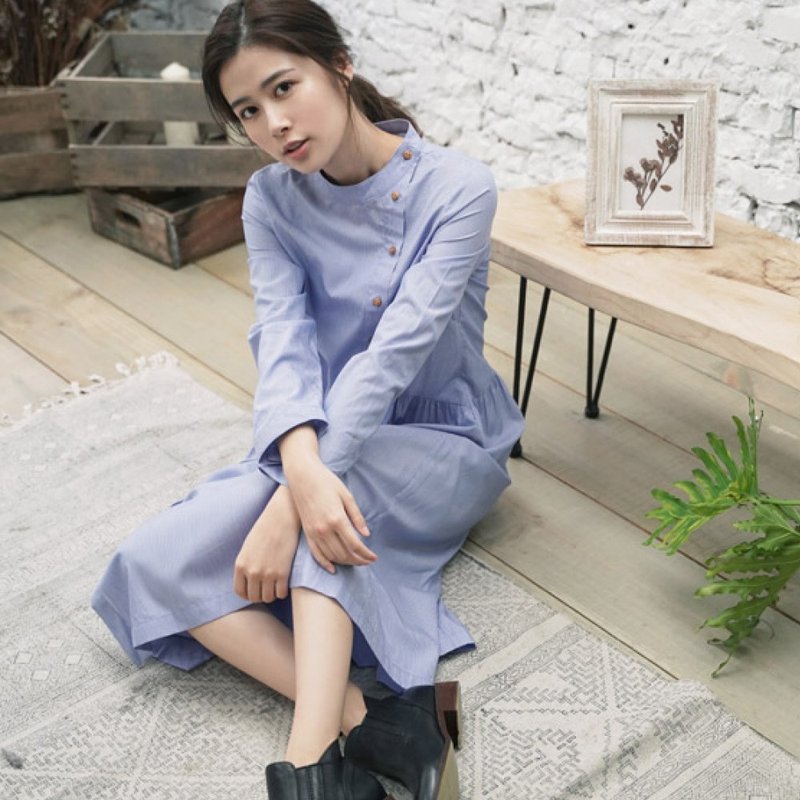 温室写作雨天排扣洋装 - 洋装/连衣裙 - 棉．麻 