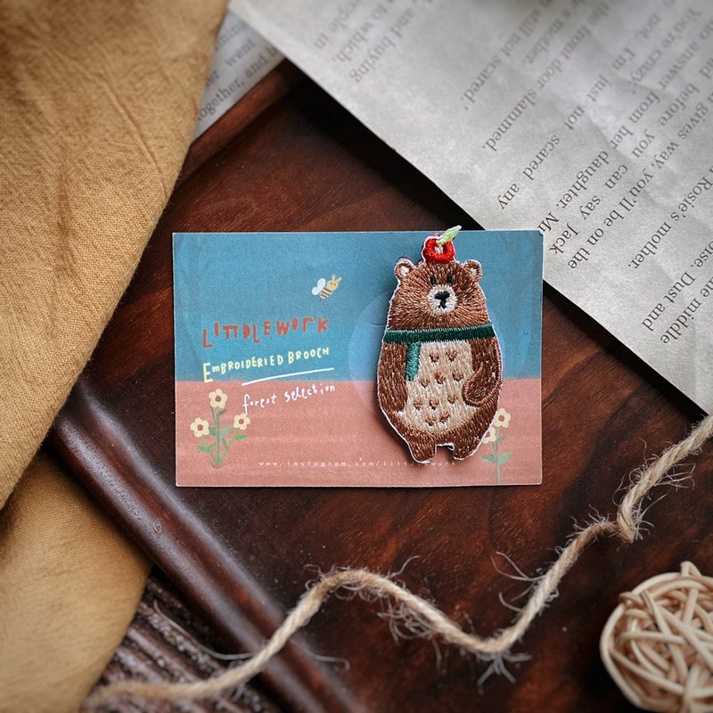 刺绣别针/烫贴 | 森林系列 | 熊先生 | Littdlework - 徽章/别针 - 绣线 多色
