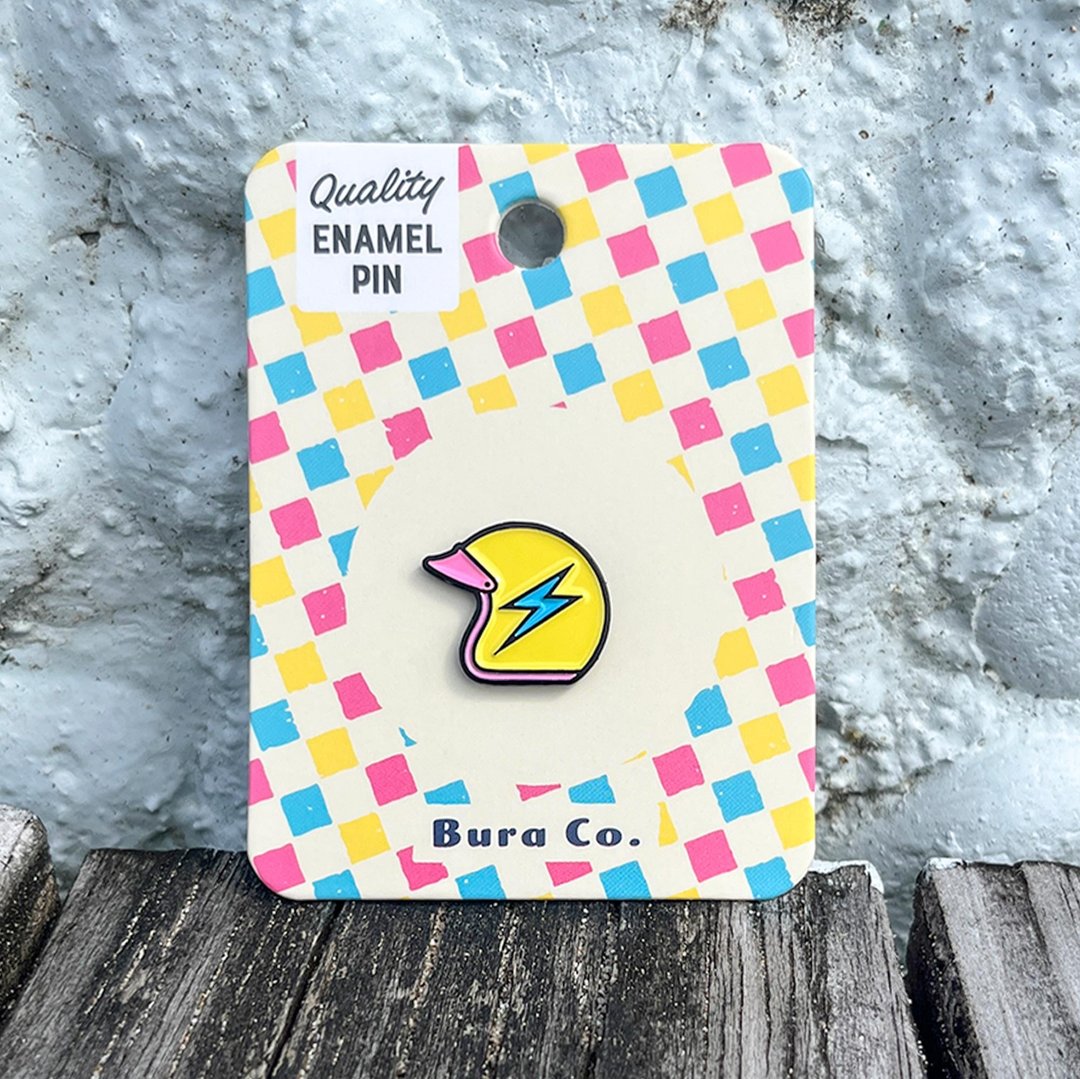 台湾复古闪电黄色安全帽珐琅徽章 Lightning Helmet BURA Pin - 胸针 - 珐琅 黄色