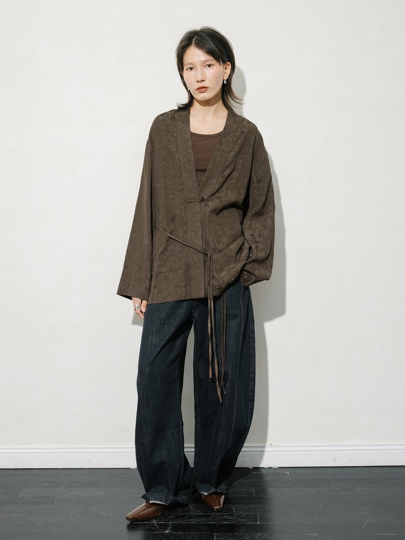 日系复古 / 暗纹提花道袍外套 / 人丝 - 女装上衣 - 其他材质 咖啡色