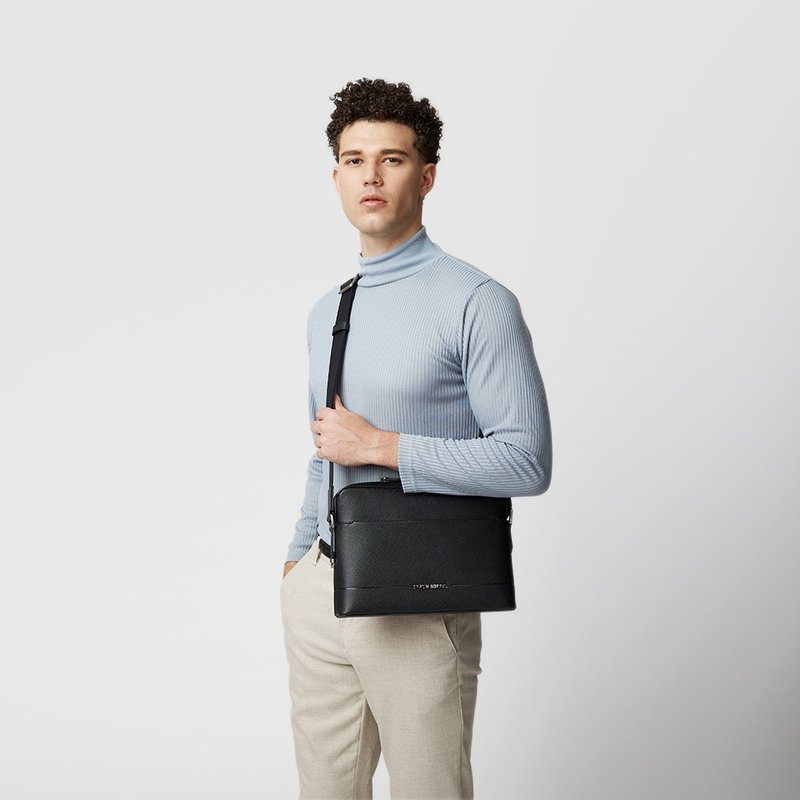 【免费赠送送礼提袋】格瑞克D 中型斜背包-黑色/BF513-TW61-BK - 侧背包/斜挎包 - 真皮 黑色