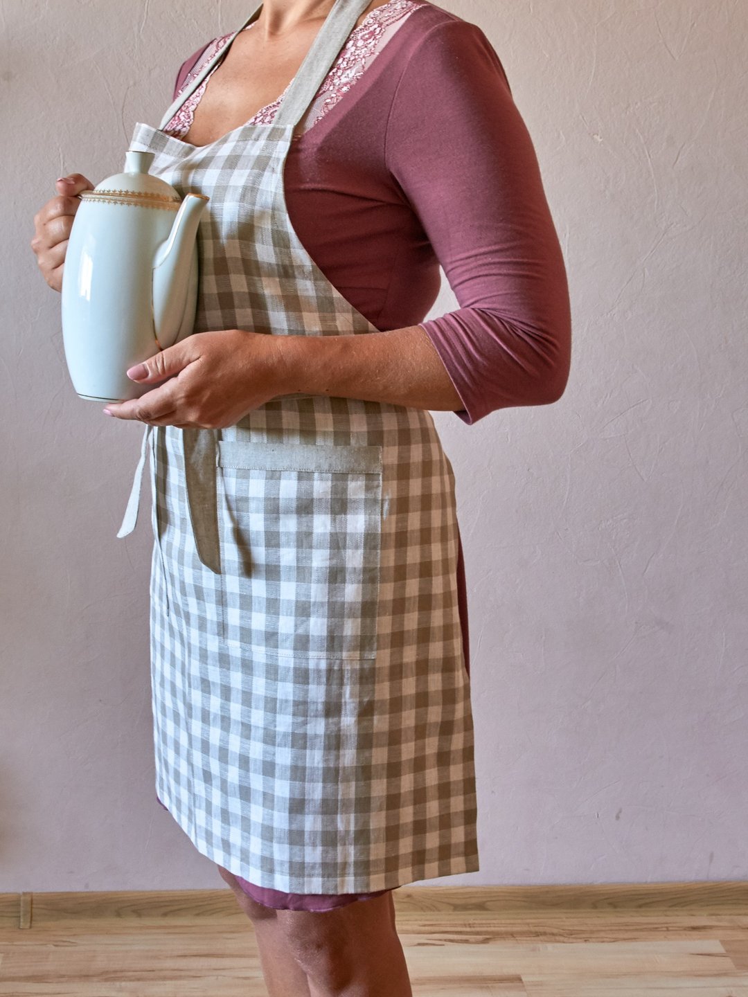 Linen checkered gray unisex apron with pockets, housewarming gift - 围裙 - 亚麻 灰色