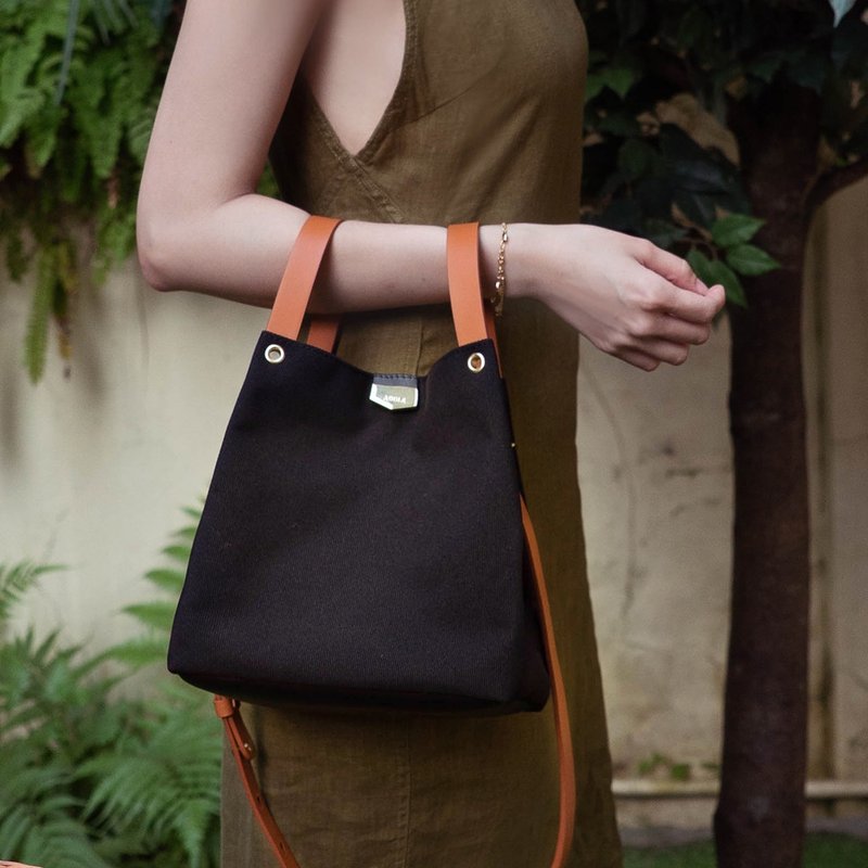 【免费刻字烫金】Lab皮革帆布小水桶包/黑+橘棕 - 侧背包/斜挎包 - 真皮 橘色