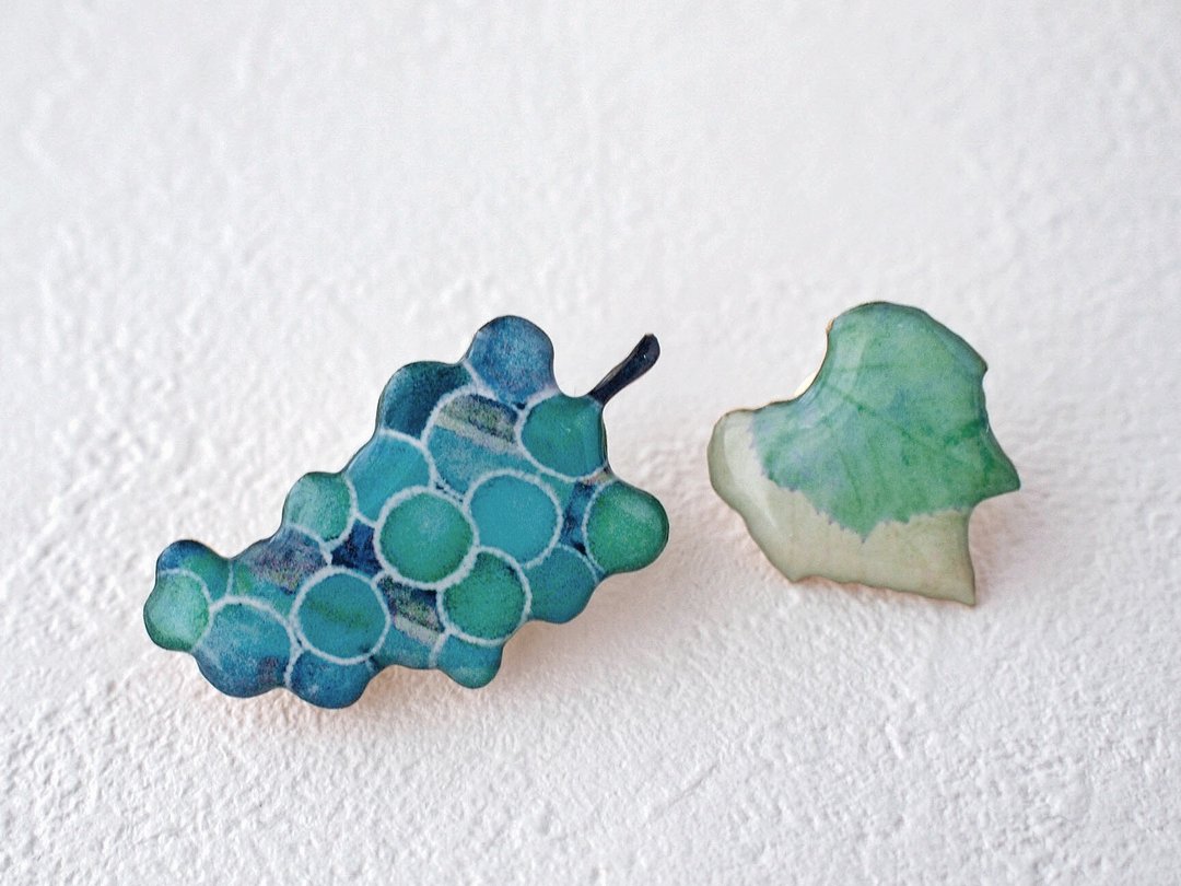Grape brooch - 胸针 - 树脂 绿色