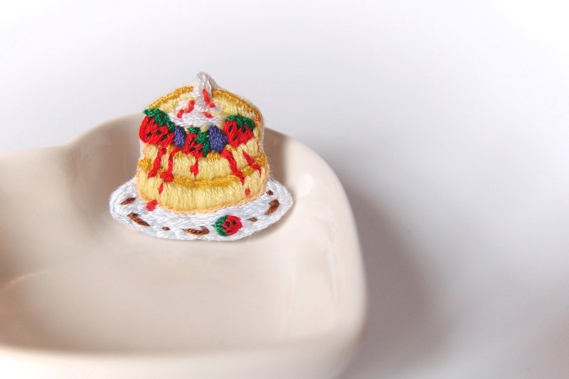 甜点系列 I 草莓酱松饼 刺绣 心口针 扣针 胸针 别针 - 胸针 - 绣线 黄色