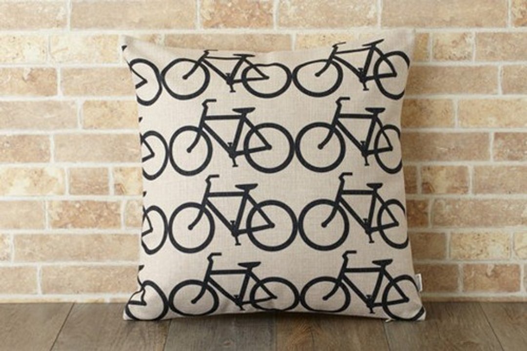 Cushion cover 45 × 45cm Scandinavian design Natural Linen monochrome bicycle jubileecushionse595 - 摆饰 - 棉 