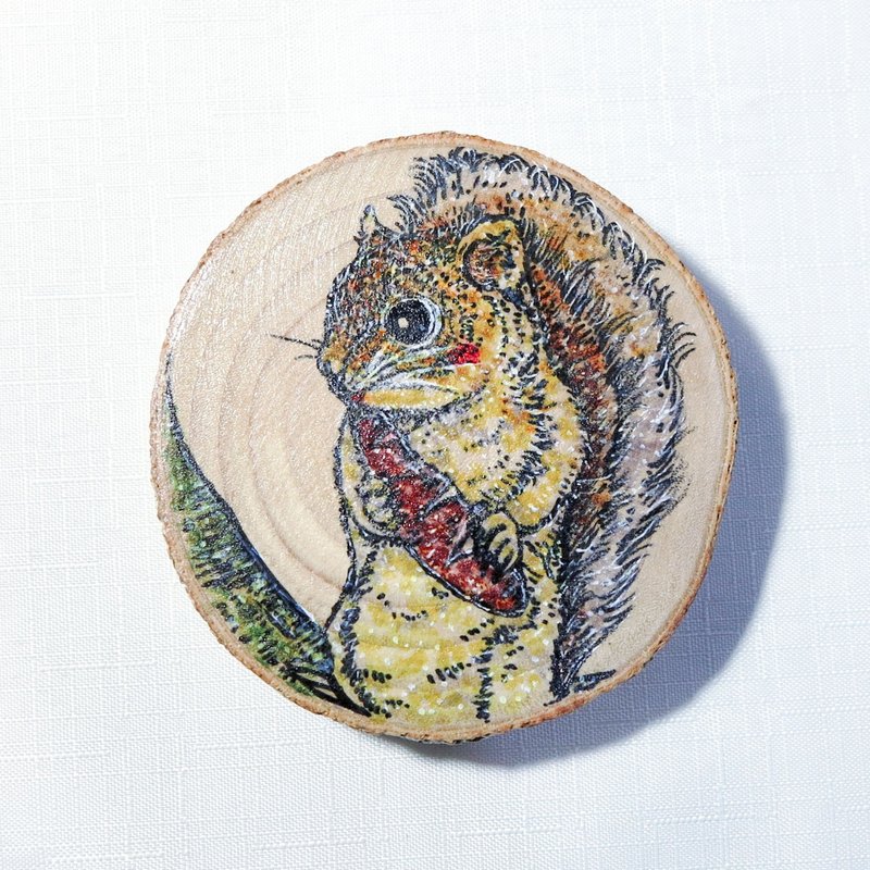 限量-疗愈手绘木头画（杯垫）-小松鼠爱吃烤蕃薯 - 海报/装饰画/版画 - 木头 卡其色