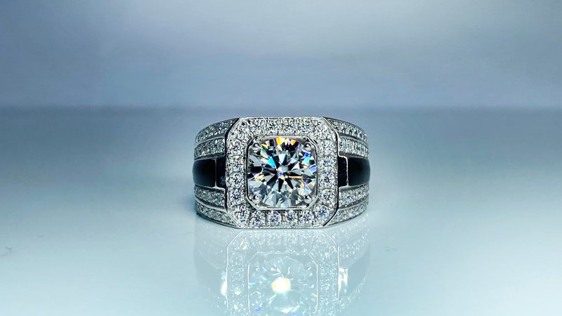 莫桑钻 |  1&2克拉审判男戒  | 台中门市 |  可升级K金白金真钻 - 戒指 - 纯银 