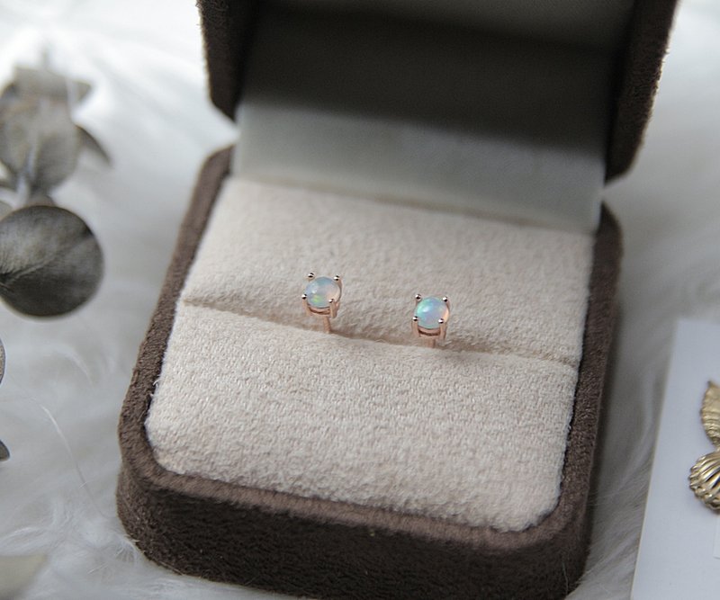 火光欧珀／半宝裸石镶嵌 / 925纯银镀玫瑰金耳环 (可长戴 - 耳环/耳夹 - 宝石 白色