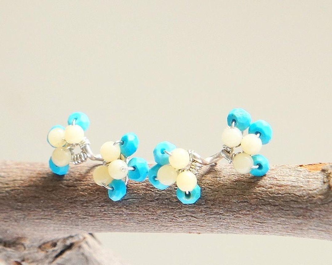 Silver earrings with turquoise, butterfly - 耳环/耳夹 - 宝石 蓝色