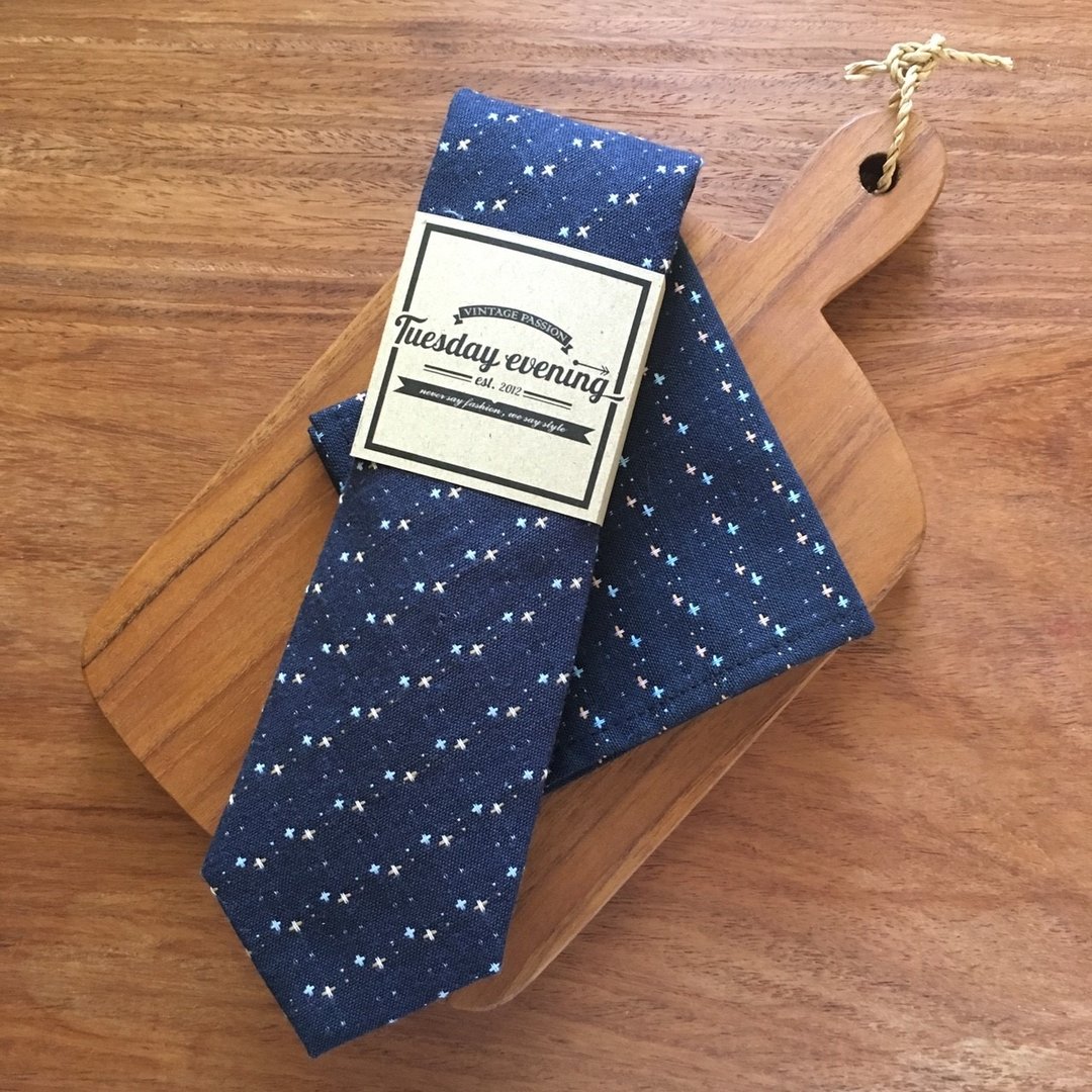 Double Blue Dot Cross Tie Set - 领带/领带夹 - 棉 蓝色