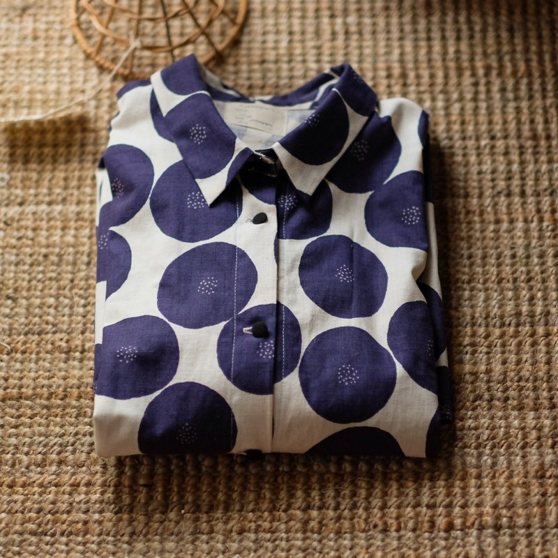 有点蓝有点紫  宽版长衬衫 - 女装上衣 - 棉．麻 紫色