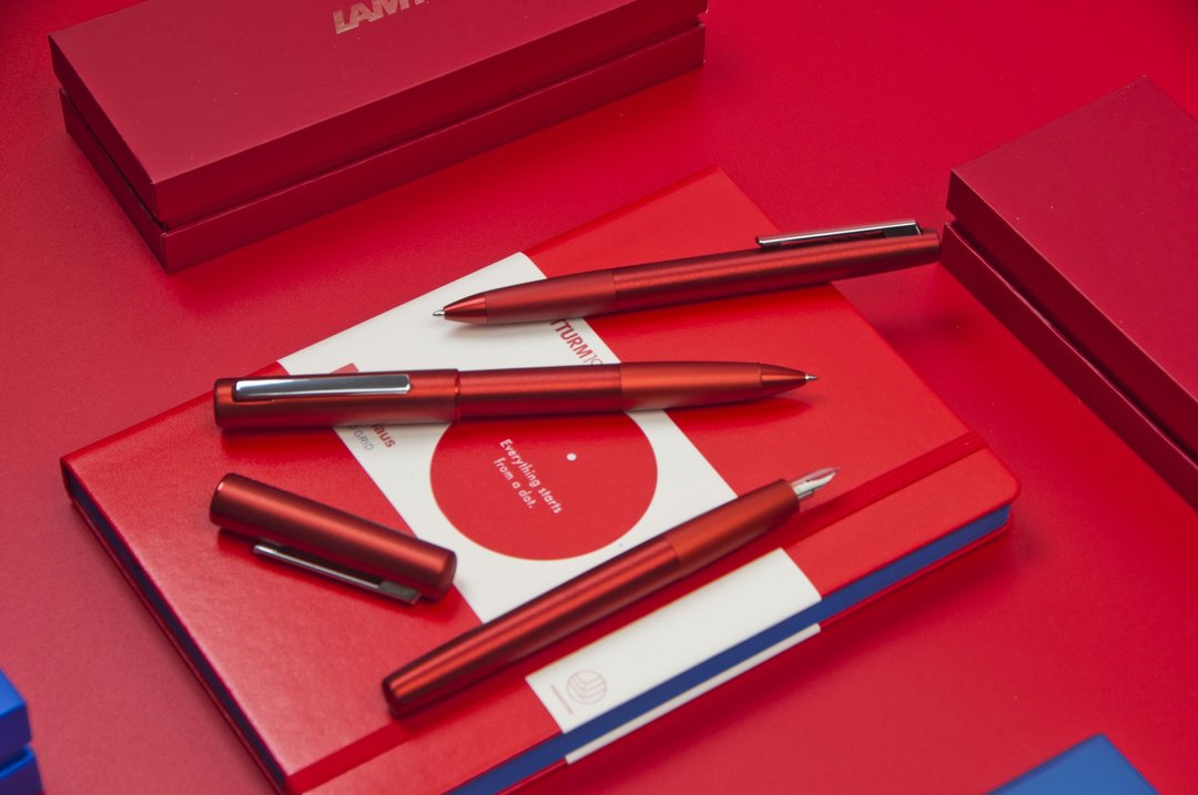 【雷雕免费刻字】LAMY 钢珠笔礼盒 / aion 永恒系列  - 赤青红 - 钢珠笔 - 铝合金 红色