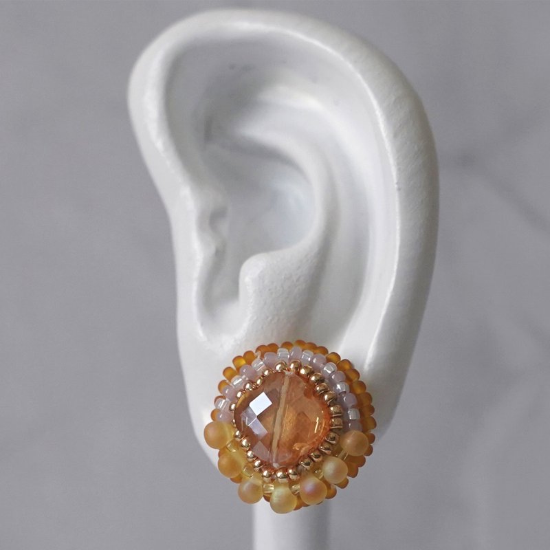 爱聊天的耳环 / 耳钉 No.50 橘色圆珠刺绣 大尺寸 独一无二 可选医疗级不锈钢饰针 - 耳环/耳夹 - 塑料 橘色