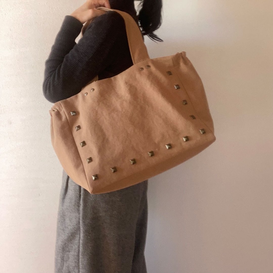 抓皱托特包 Magazine Studs 深棕色 8号帆布 铆钉 A4尺寸 - 手提包/手提袋 - 棉 咖啡色