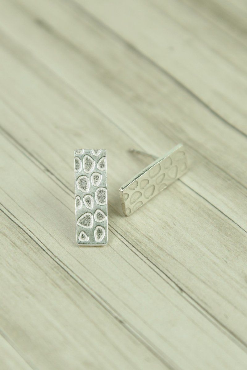 statelywork老宅系列-鹅卵石长方耳环-银色 - 耳环/耳夹 - 纯银 银色