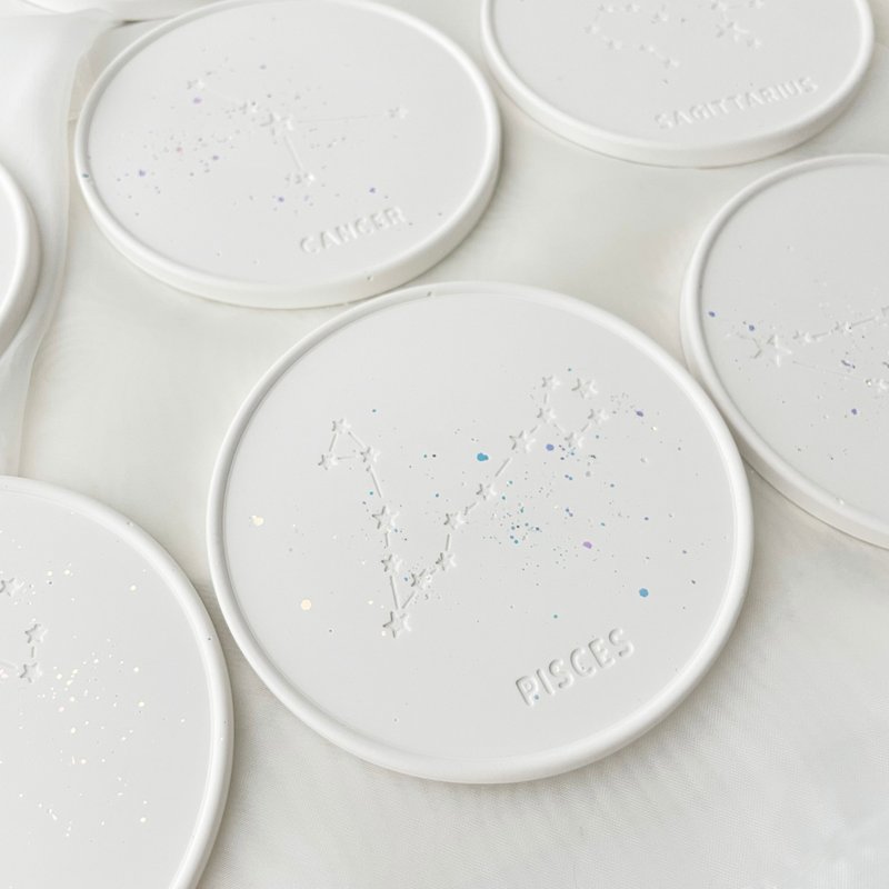 【十二星座】星点石膏香氛盘 杯垫 扩香石 摆饰 - 香薰/精油/线香 - 其他材质 白色
