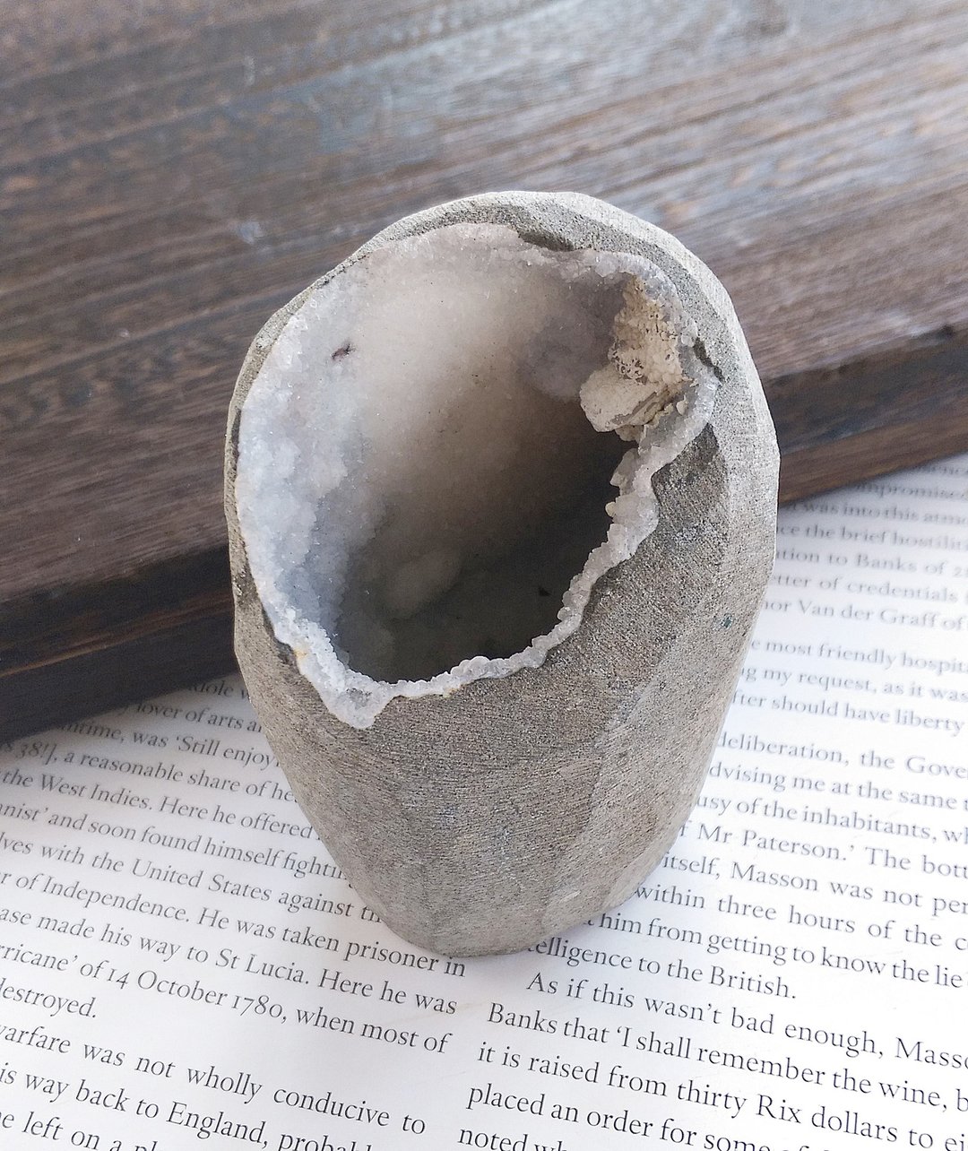 Apophyllite 印度产地  鱼眼石 石窝晶洞 天然矿石 原矿 - 摆饰 - 其他材质 