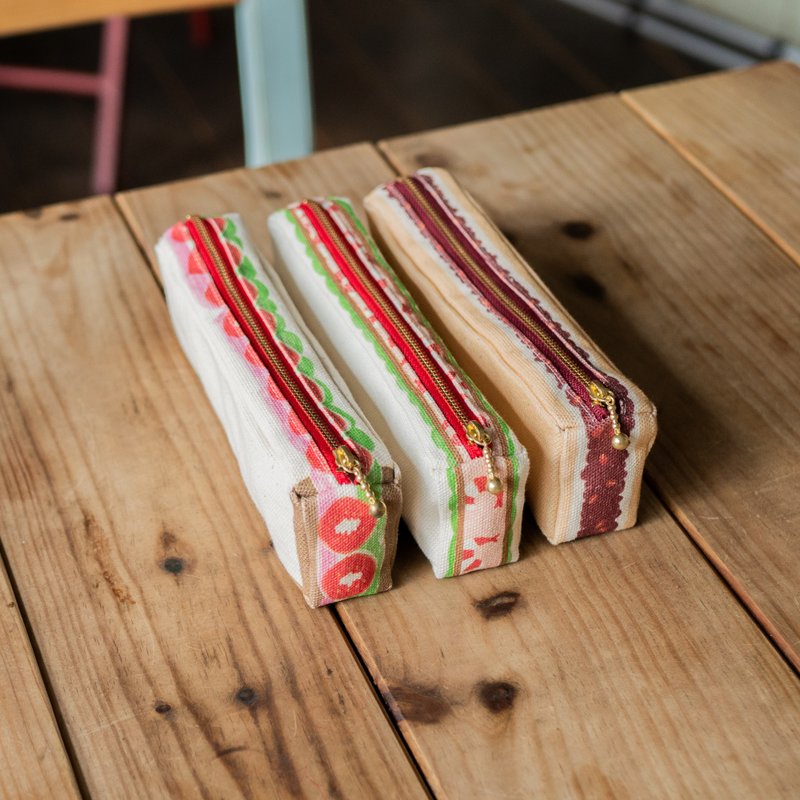 长条三明治造型 收纳包 铅笔盒 ver.2 - 铅笔盒/笔袋 - 棉．麻 白色