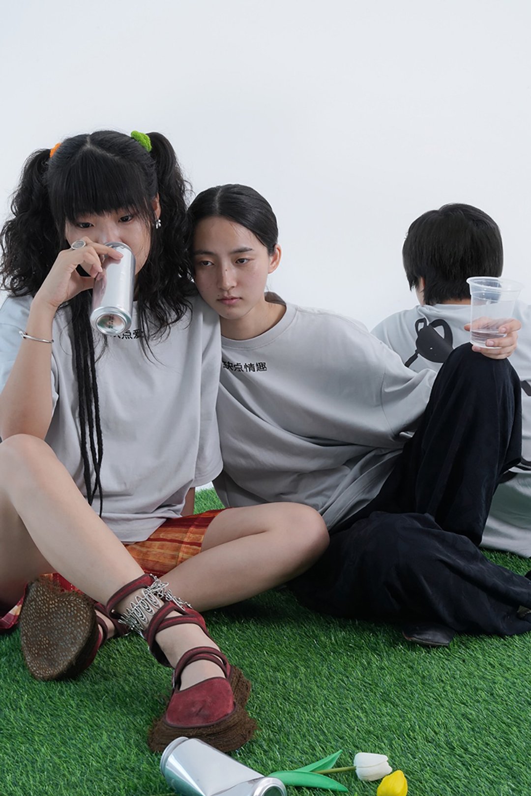 hobo无业游民联名款男女刺绣印花瑞士良好棉花T恤 - 中性连帽卫衣/T 恤 - 棉 灰色