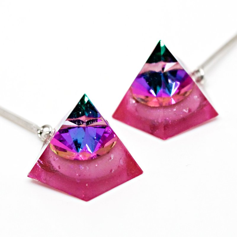 Pentagon Plastic Earrings (Red Pitaya) - 耳环/耳夹 - 树脂 粉红色