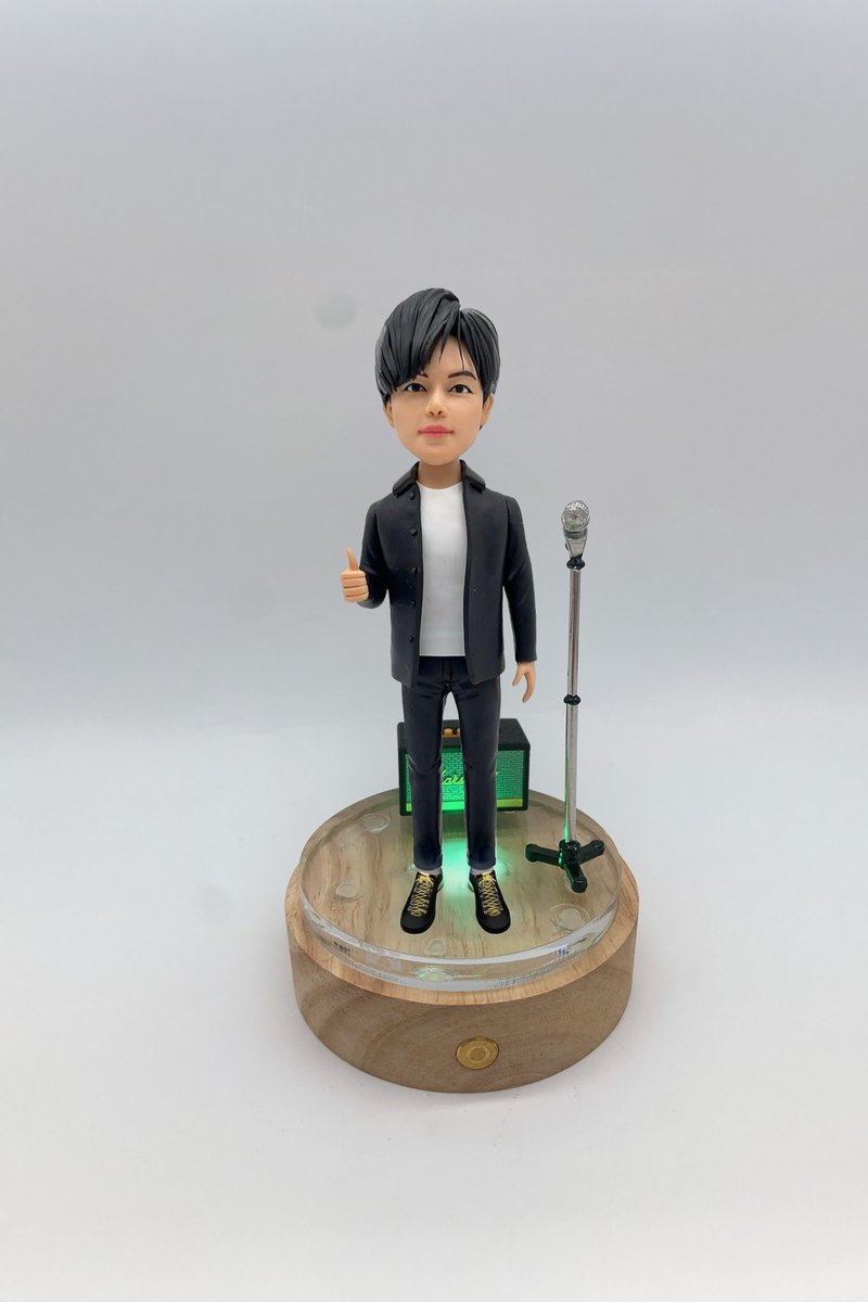 中年好声音 场景 3D真人唱歌公仔、演艺及舞台礼物 Singer on s - 陶艺 - 陶 多色