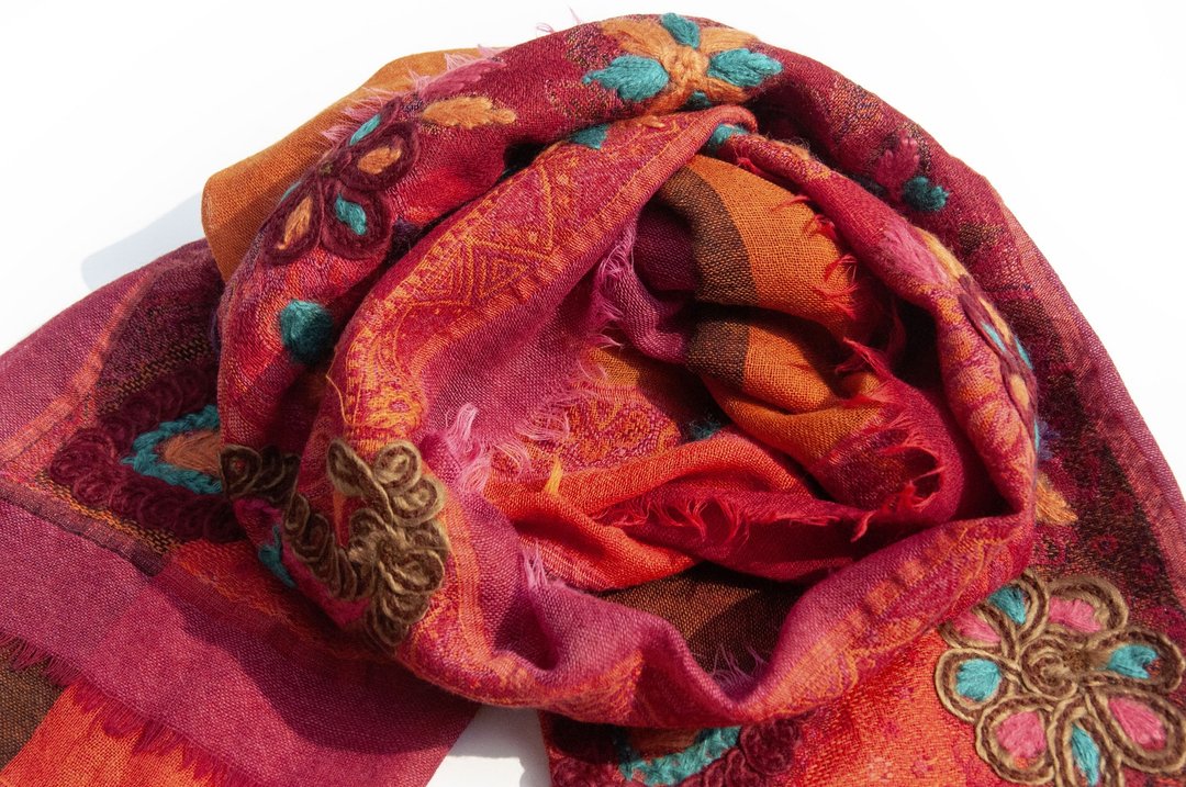 喀什米尔 Cashmere/水煮羊毛披肩/针织围巾/刺绣围巾/羊绒披巾 - 花 - 围巾/披肩 - 羊毛 红色