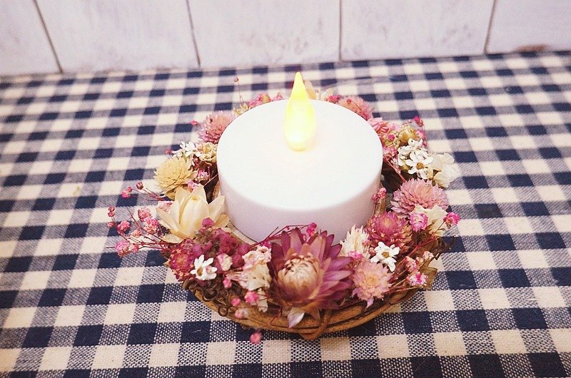 ‘麋花Amor Floral ’森林漫舞干燥花小花圈&烛台B/ 新娘伴娘小花童 干燥花 婚礼小物 新娘捧花 花环 外拍道具  婚纱拍照道具 母亲节 - 植栽/盆栽 - 植物．花 多色