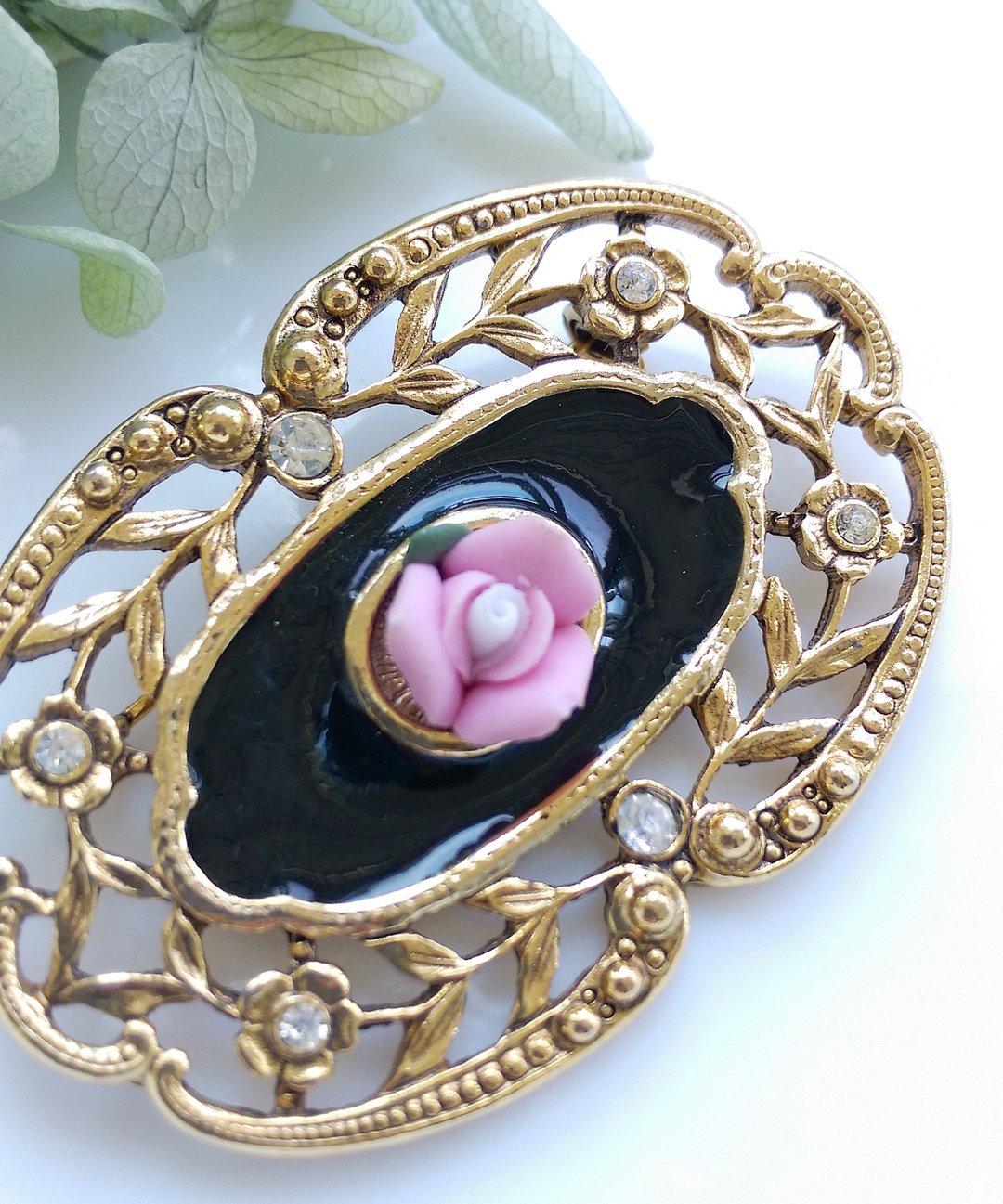 Vintage Jewelry 西洋古董饰品 古典玫瑰 篓空 别针 - 徽章/别针 - 其他金属 金色