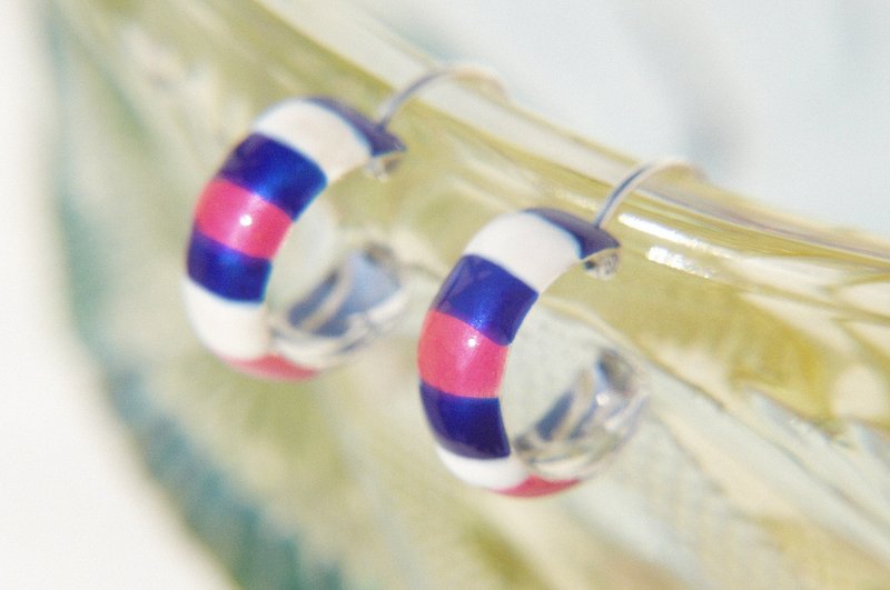 情人节礼物 新年礼物 生日礼物 手工限量 925纯银耳环 / 纯银圆形耳环 / 珐琅耳环 / 纯银珐琅耳环 / 纯银珐琅圈型耳环 - 渐层彩虹世界 宇宙星辰 蓝色 + 桃红 - 耳环/耳夹 - 珐琅 多色