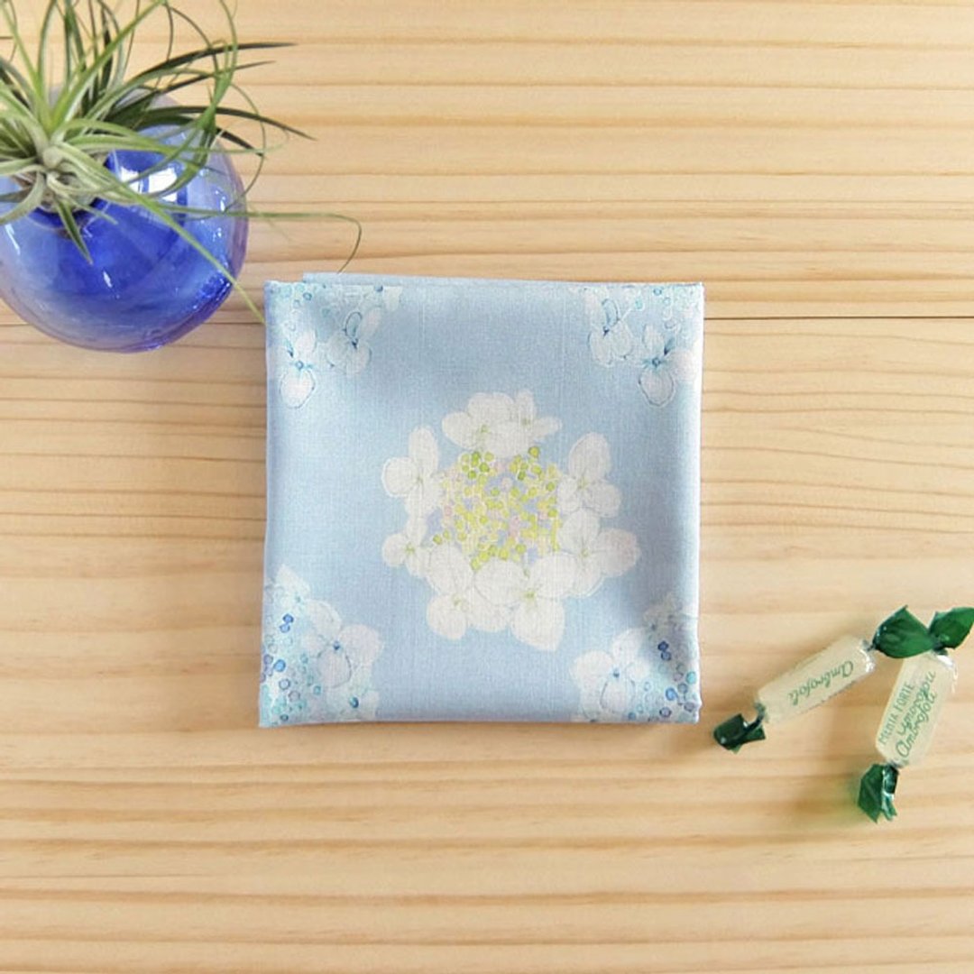Hydrangea handkerchief - 手帕/方巾 - 棉．麻 蓝色