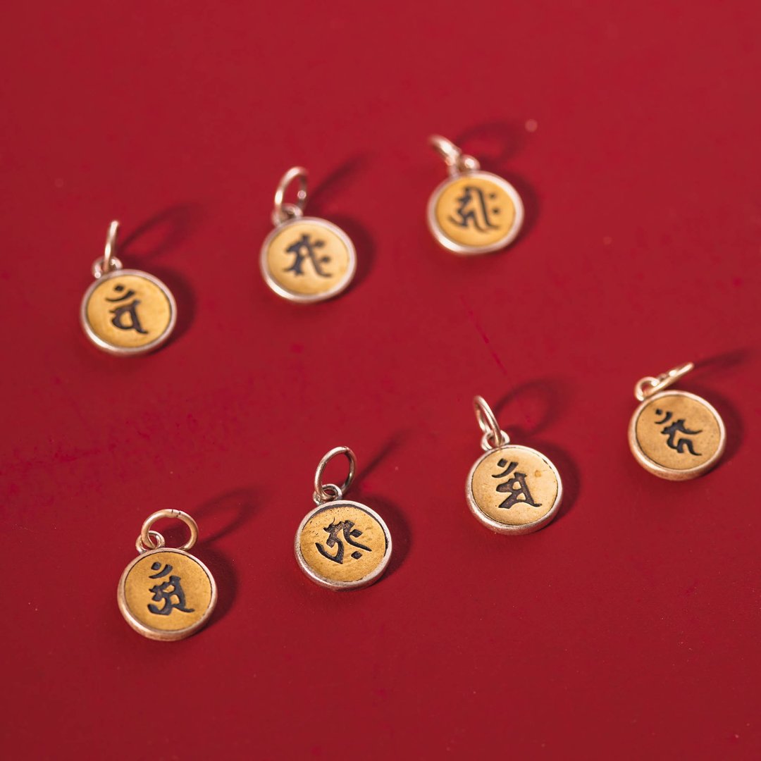 十二生肖本命佛925纯银吊坠 | 平安符化太岁 - 金工/饰品 - 其他金属 多色