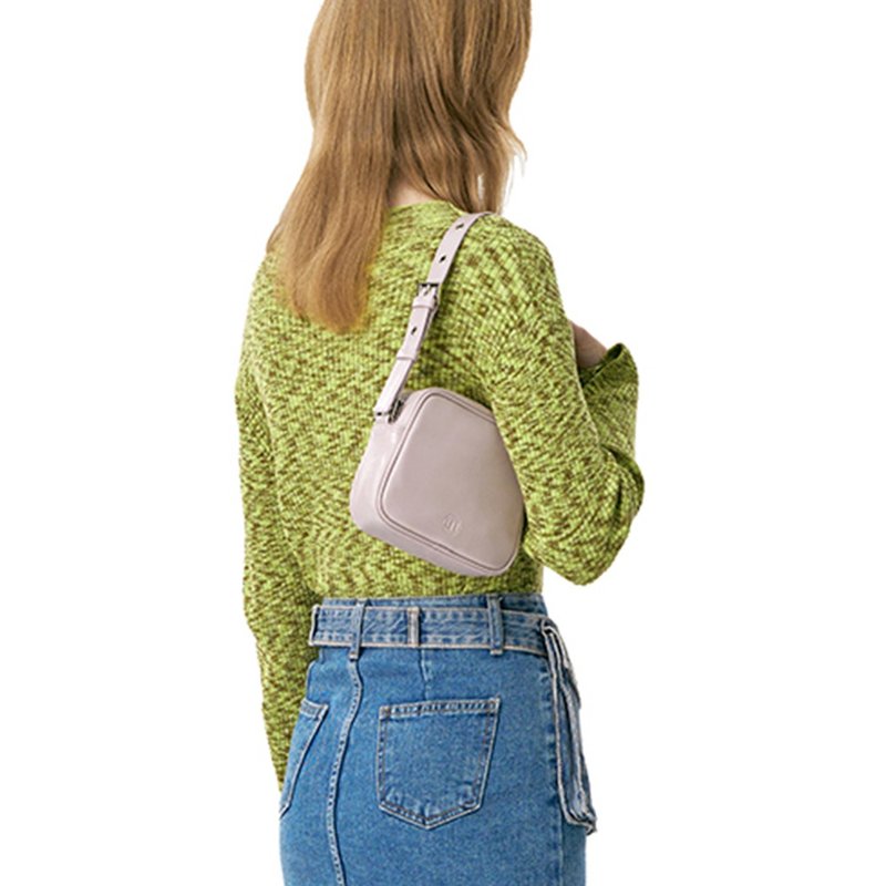 Korean Untidy Eyelet Mini Bag - 手提包/手提袋 - 人造皮革 