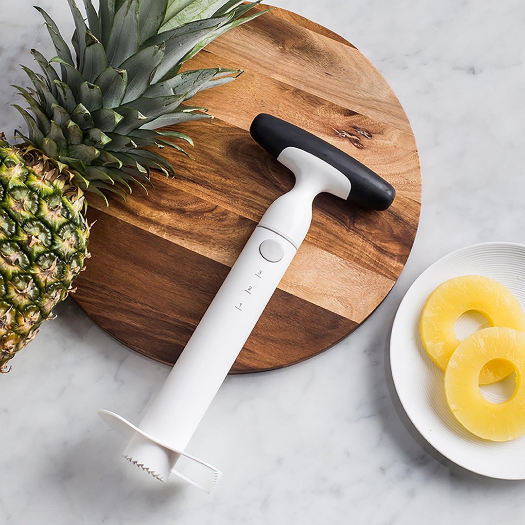 OXO 凤梨杀手切片器 - 厨房用具 - 不锈钢 白色