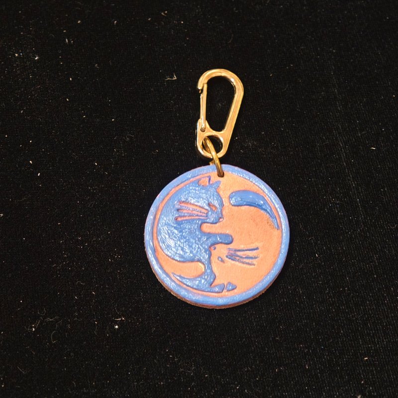 太极猫手绘真皮吊饰 钥匙扣 - 吊饰 - 真皮 粉红色