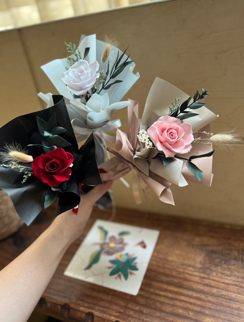 永生花 单只玫瑰花束 告白花束 求婚花束 情人节花束 永生花 不凋 - 干燥花/捧花 - 植物．花 粉红色