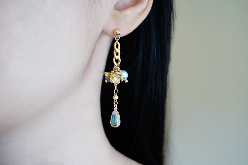 落樱-锁链琉璃垂吊耳环 (医疗级抗敏钢针/耳夹) - 耳环/耳夹 - 不锈钢 粉红色