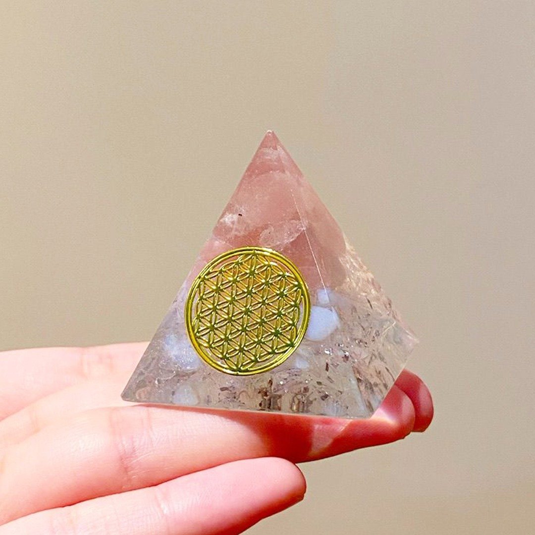 【粉水晶+蛋白石】奥根能量塔Orgonite (6cm/5cm/4cm) - 摆饰 - 水晶 