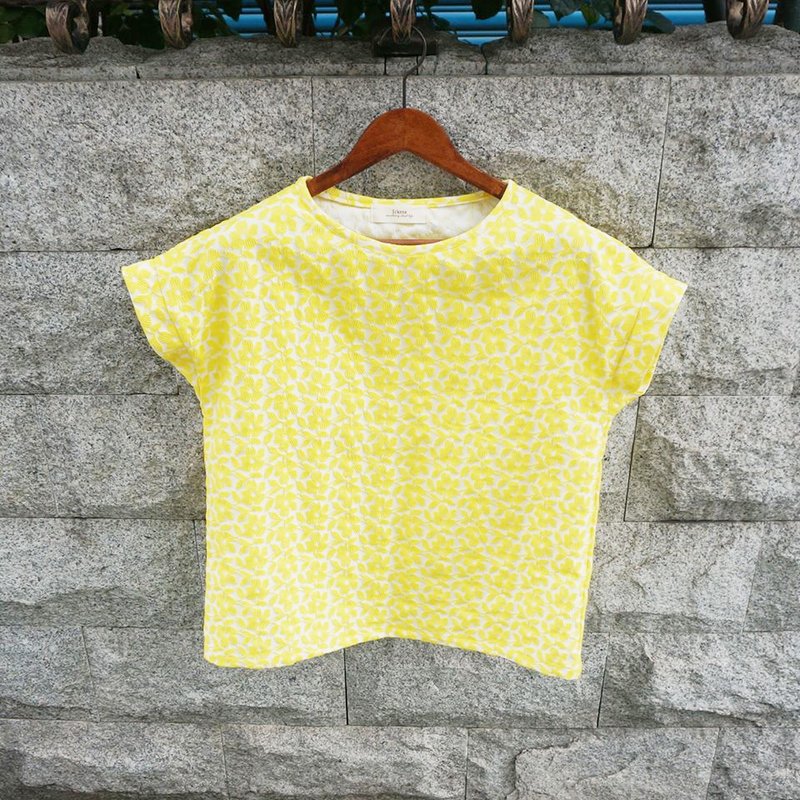 柠檬黄意大利缇花棉布短袖 - 女装上衣 - 棉．麻 黄色